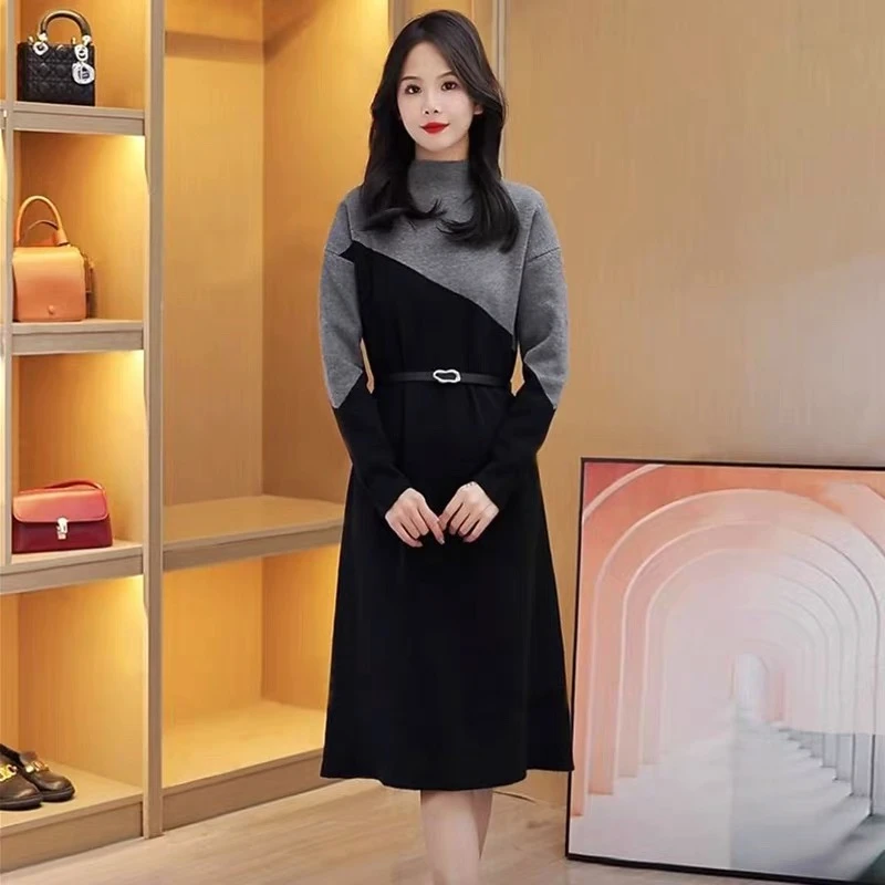 M1750  秋冬季新款时尚显瘦高级感洋气拼色半高领针织连衣裙