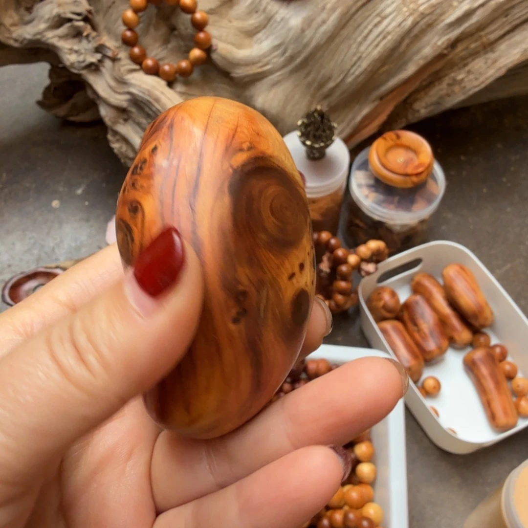 柏木（崖柏）太行崖柏手把件骨料