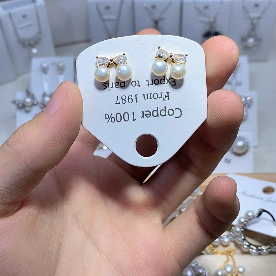 淡水珍珠银S925镶嵌耳坠