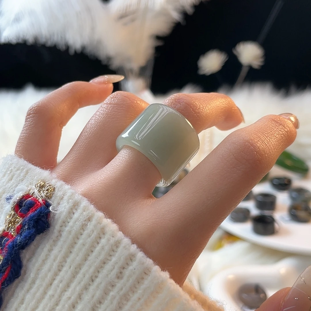 和田玉未镶嵌戒指k71奶蓝高筒圆切17.8mm