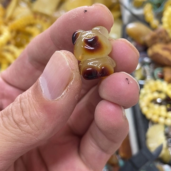 裸石蜜蜡未镶嵌吊坠
