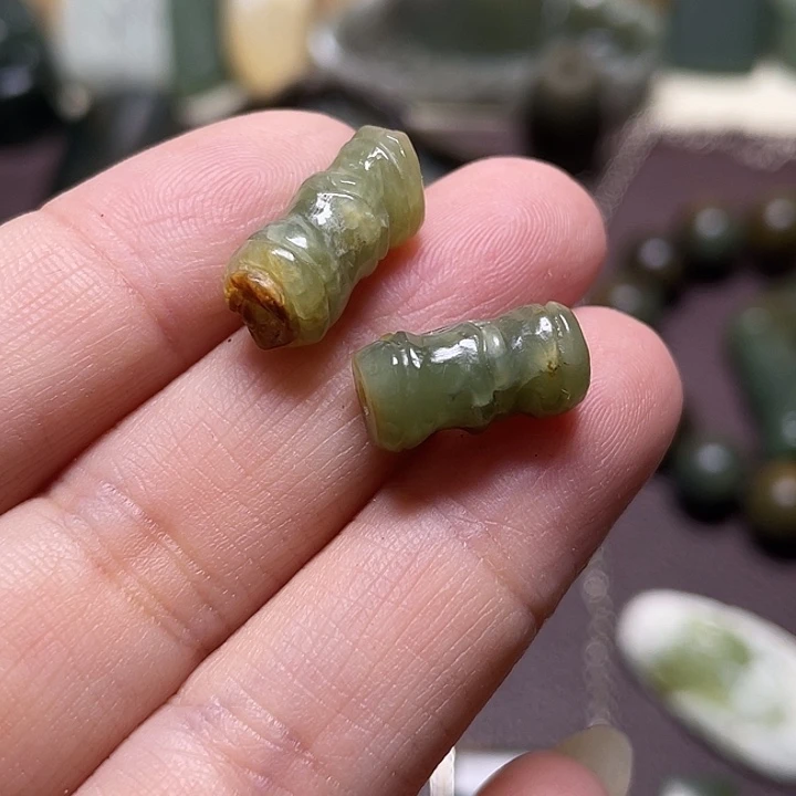 岫岩河磨玉（透闪石质玉）未镶嵌颈饰