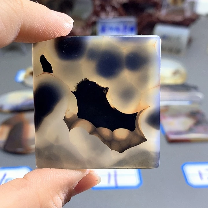 未镶嵌颈饰玛瑙/玉髓