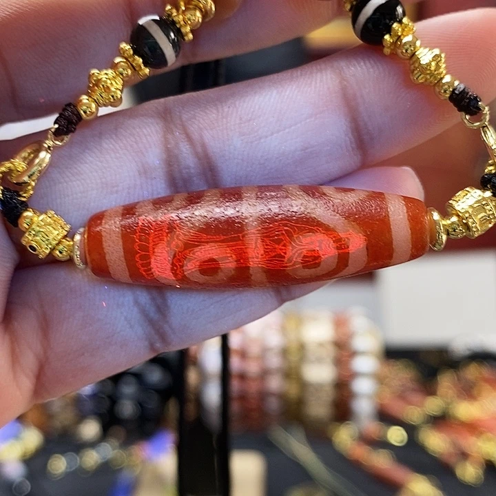 玛瑙/玉髓合金颈饰