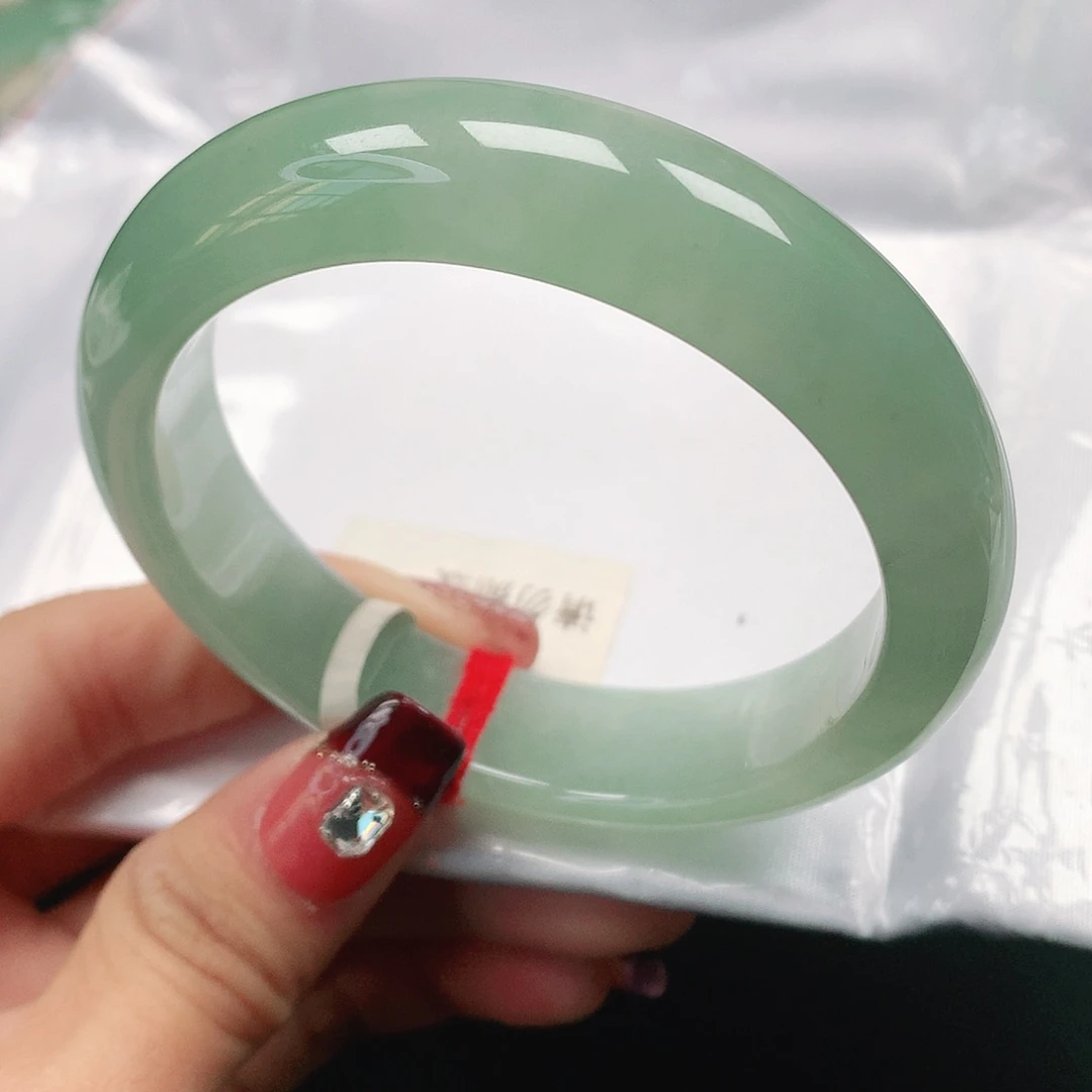 翡翠手镯未镶嵌天然翡翠手镯53