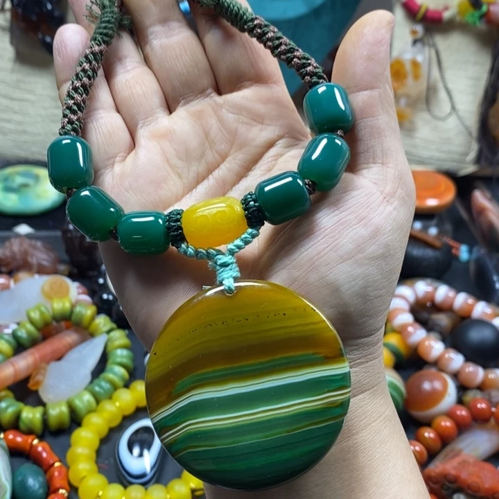 玛瑙/玉髓未镶嵌颈饰