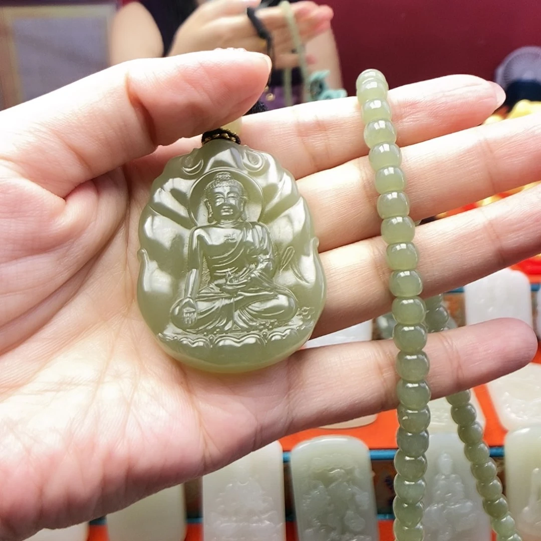 和田玉未镶嵌颈饰宜*