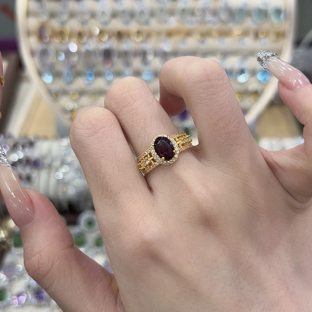 银S925镶嵌戒指石榴石