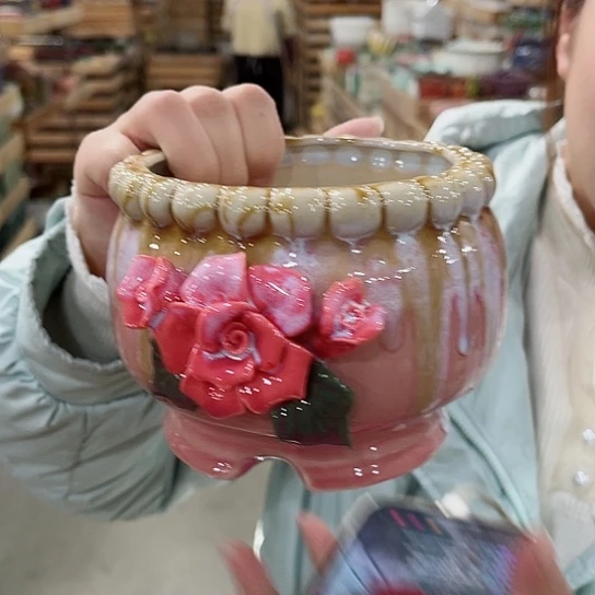 陶瓷直播间已有一年