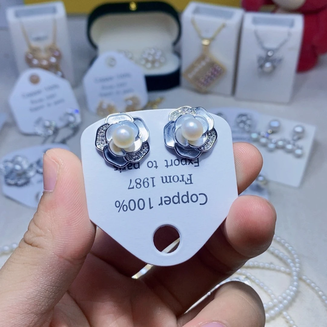 未镶嵌淡水珍珠耳饰