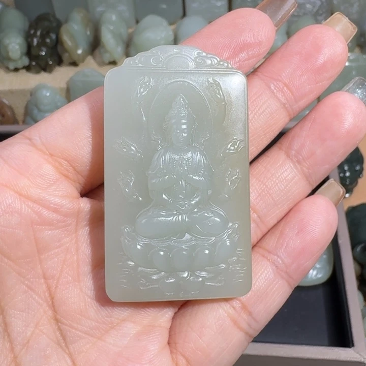 和田玉未镶嵌颈饰