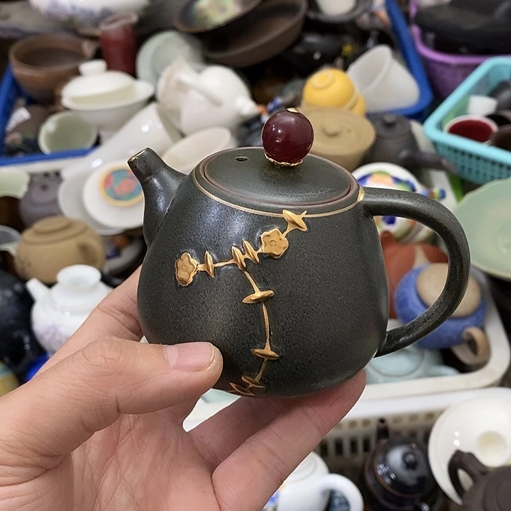 陶瓷艺术品及陶瓷制品