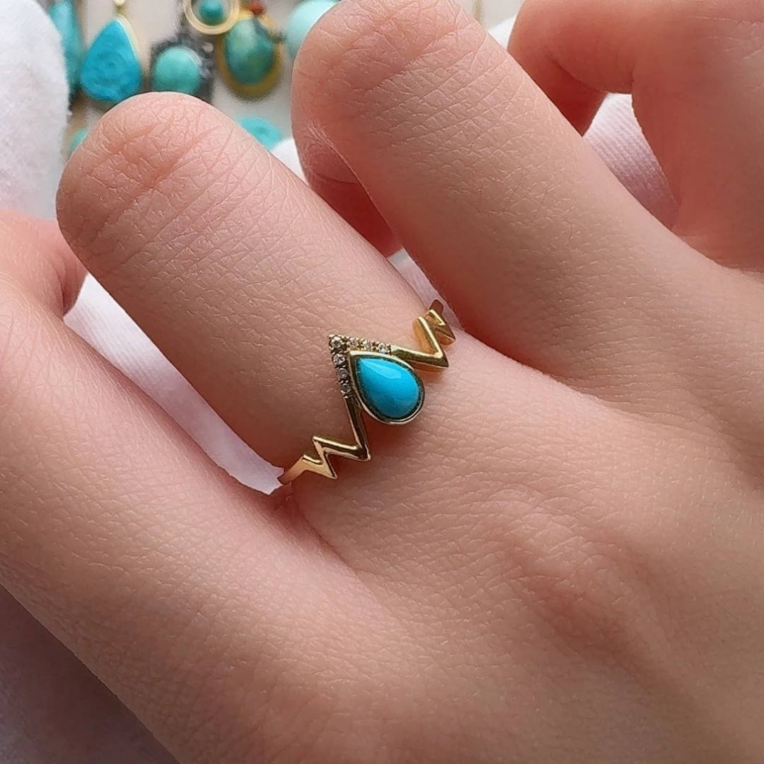 绿松石珠宝奇石18K金镶嵌