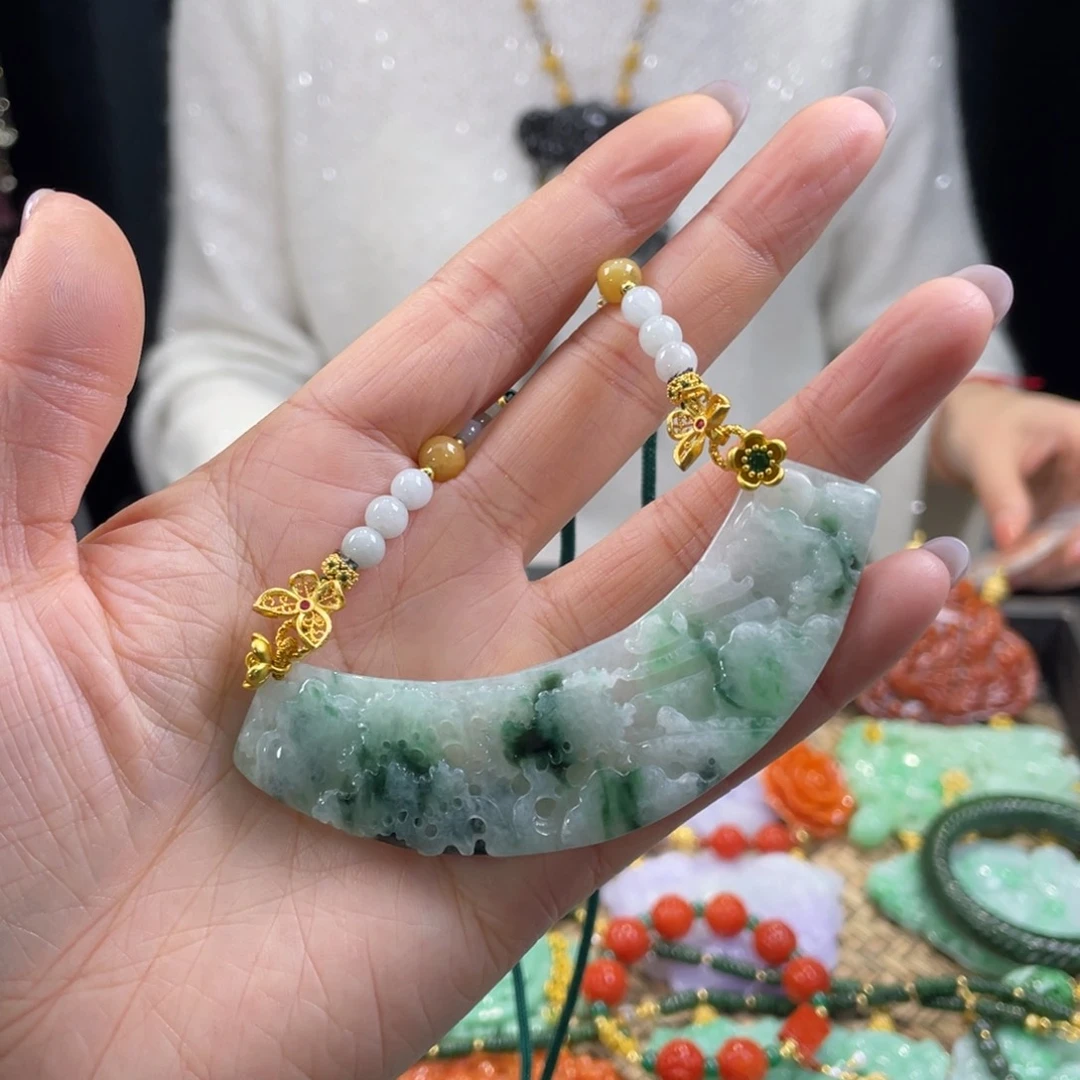 翡翠颈饰未镶嵌代编织