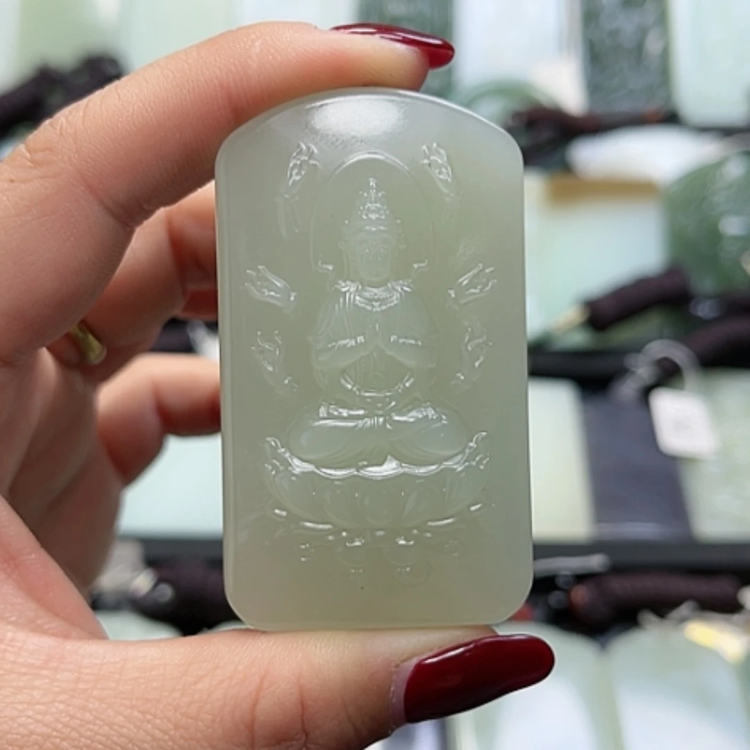 【闪购商品】和田玉颈饰未镶嵌柱*