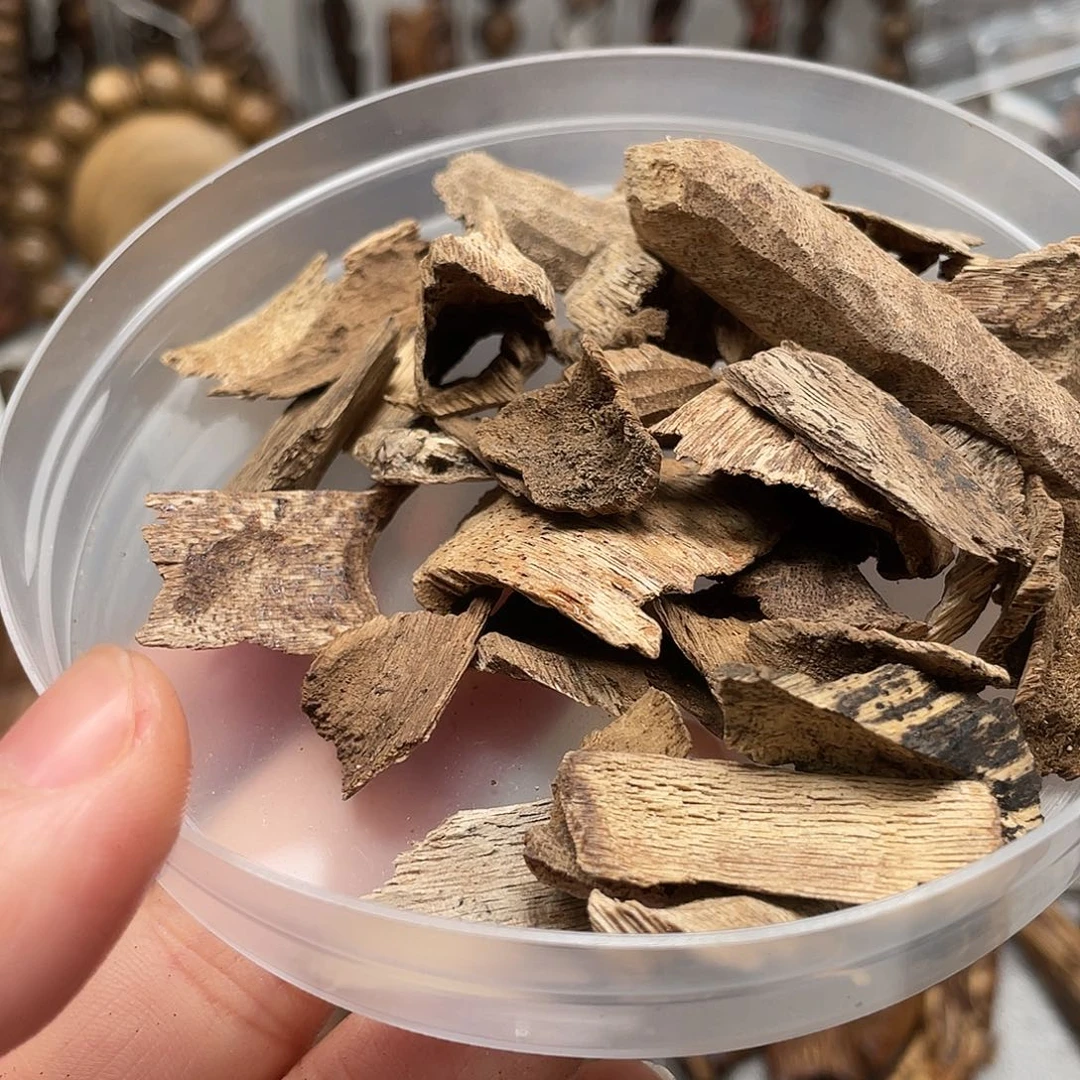 隔***世沉香碎屑沉香海南