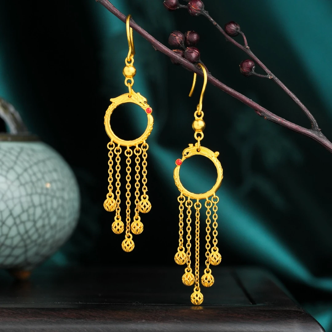 ZOCAI/佐卡伊古法黄金錾刻珐琅龙凤呈祥足金耳坠 E02963