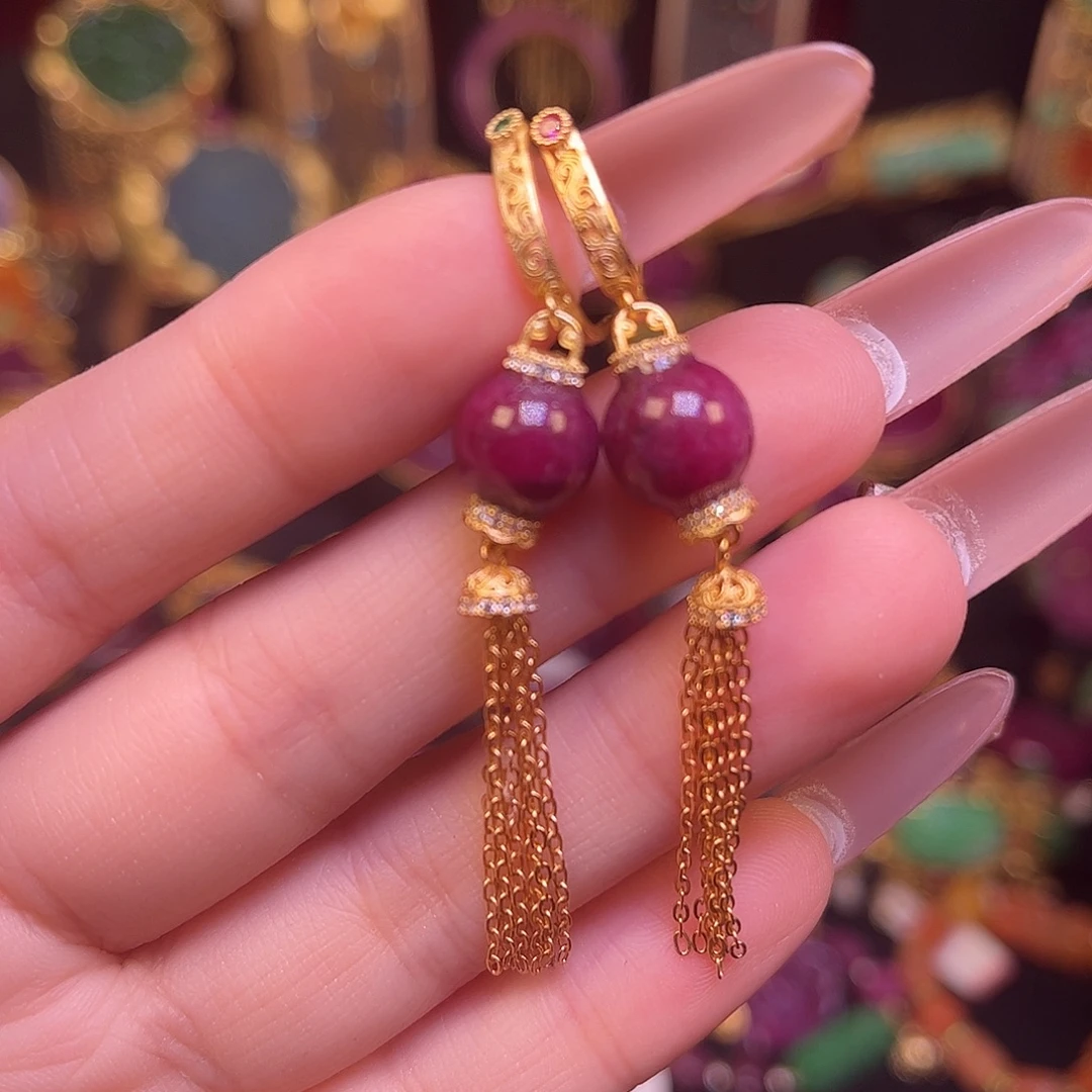 未镶嵌红宝石耳饰