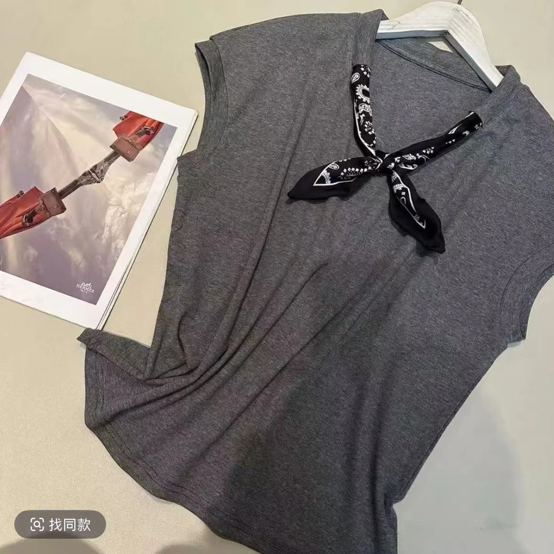 《小小泽兰专属》Y6200夏款V领设计感时尚百搭无袖显瘦上衣女