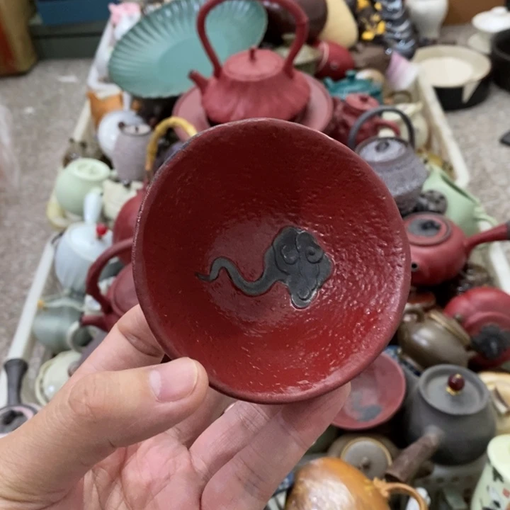 陶瓷艺术品及陶瓷壶及陶瓷