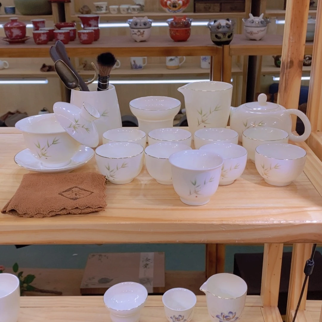 不止中国白羊脂玉瓷