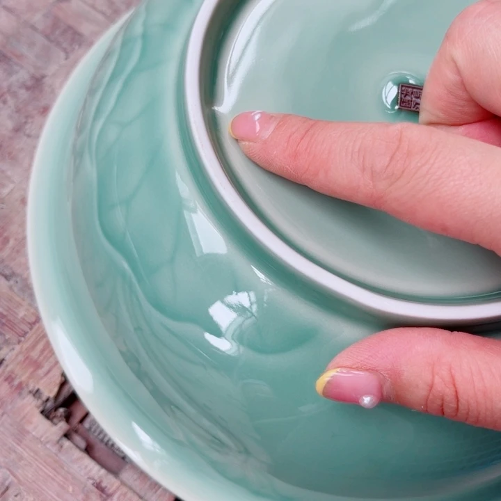 青瓷哈哈哈哈哈哈哈哈哈哈