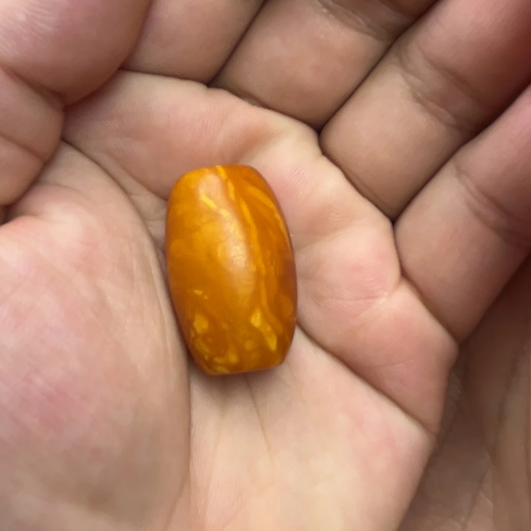 琥珀未镶嵌吊坠(不含链)