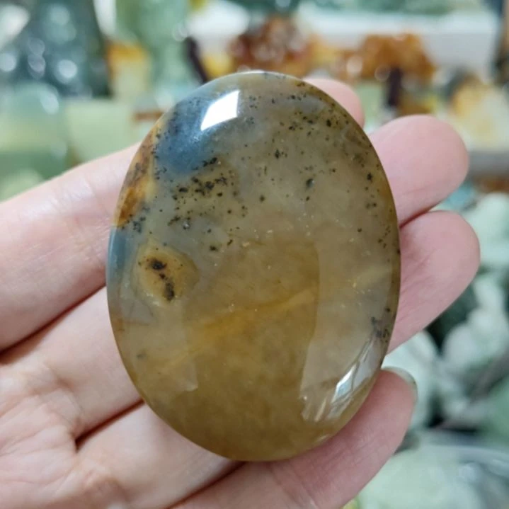 岫玉未镶嵌挂坠款式