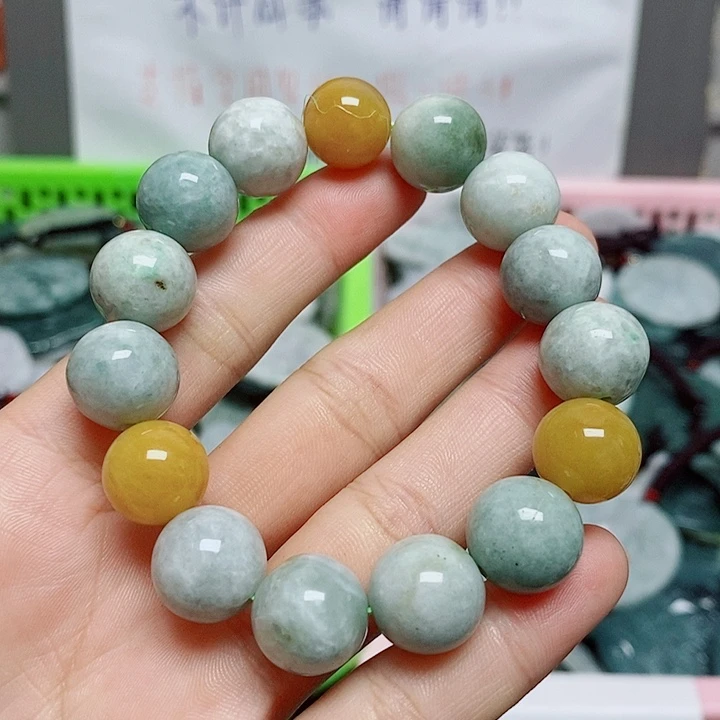 翡翠颈饰未镶嵌纯天然