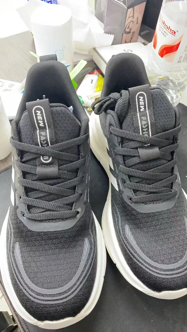 以凡推荐，黑白鞋256