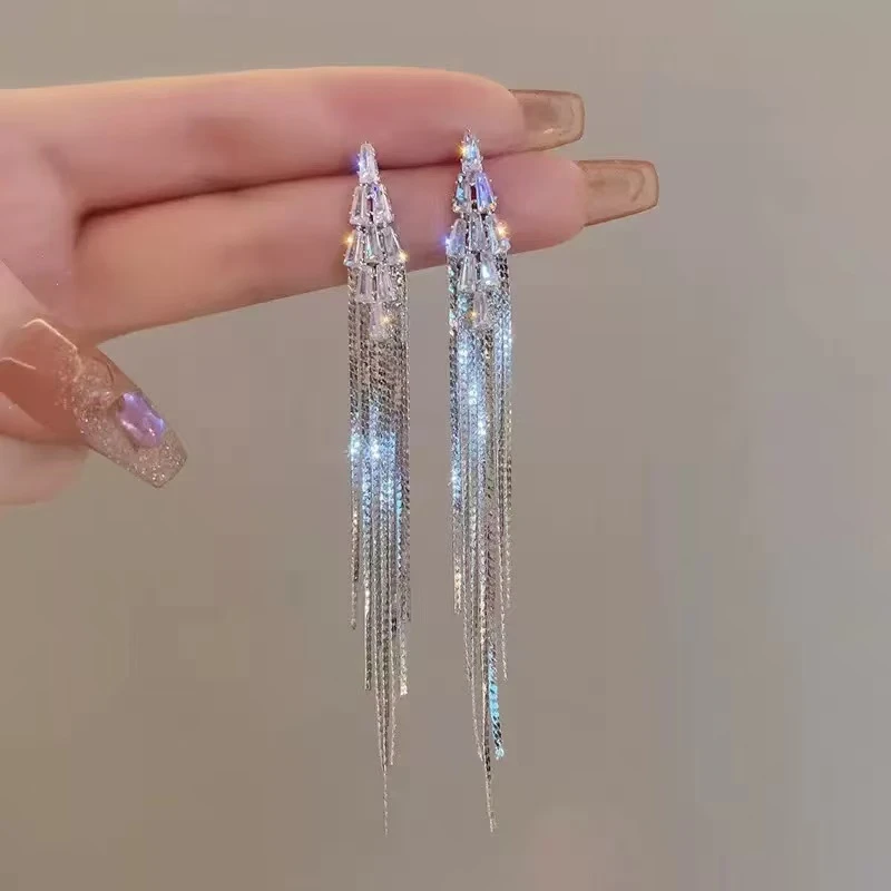 铜合金耳饰 夸张锆石长款链条流苏耳环新款潮银耳针轻奢
