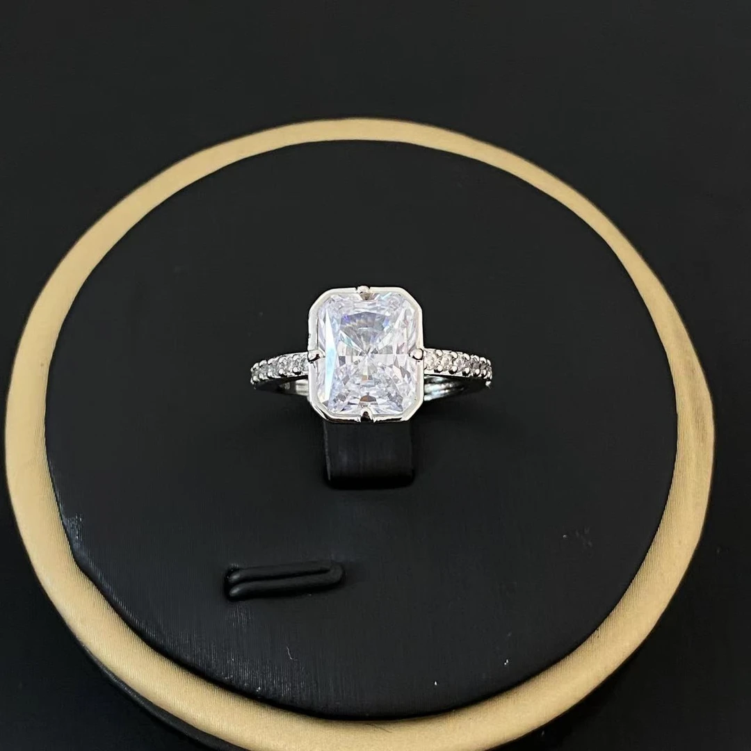 【南非定制】经典高级轻奢大气百搭戒指wd2101260