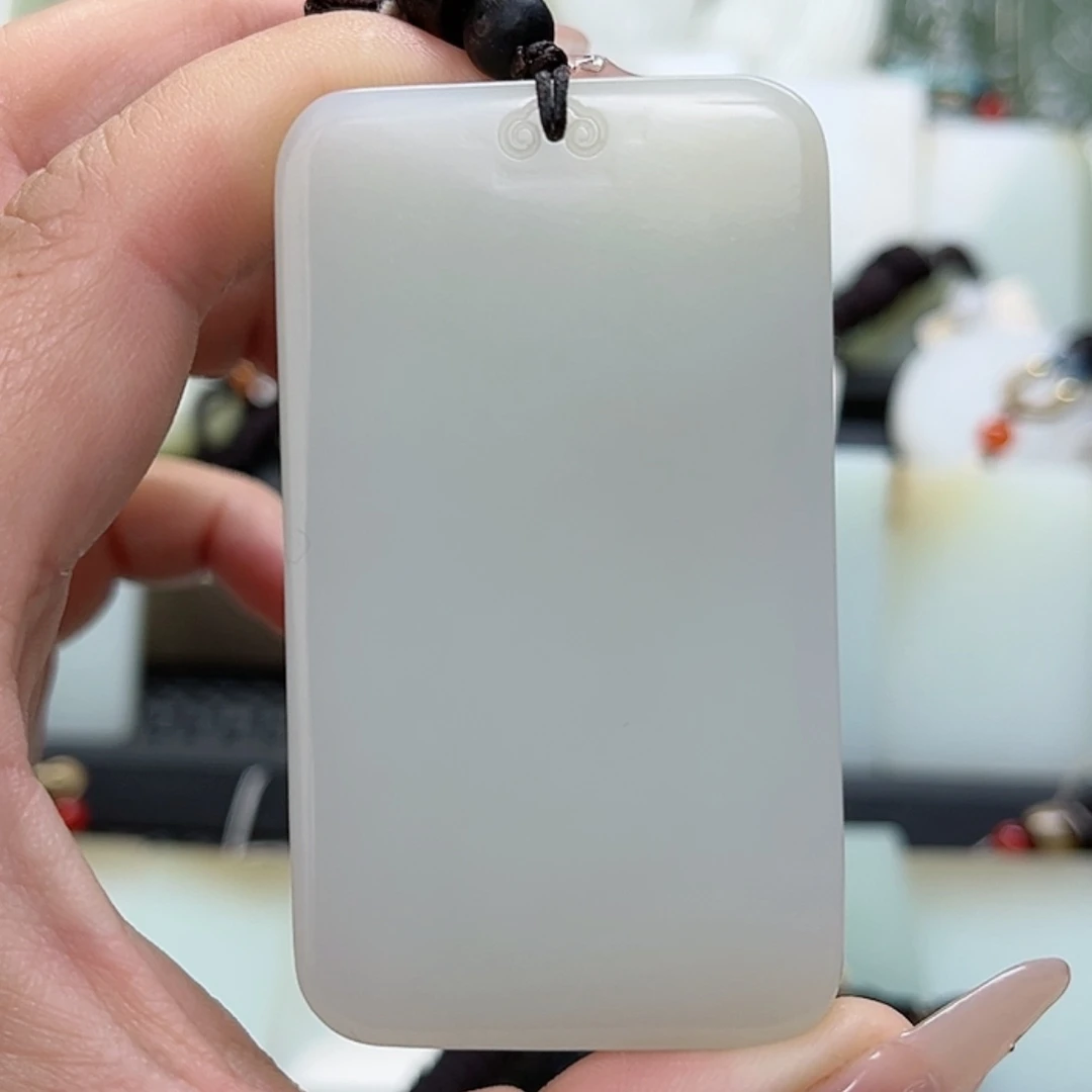 【闪购商品】颈饰未镶嵌和田玉梦*