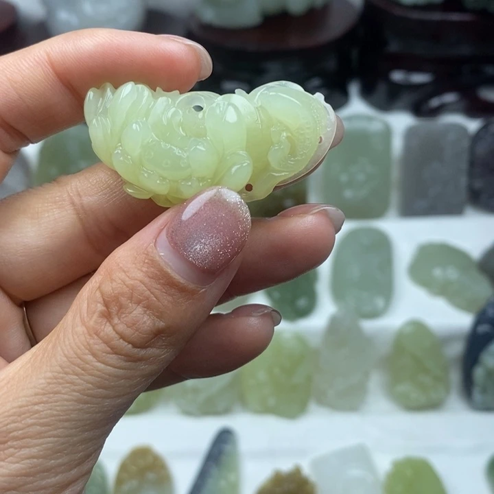 和田玉未镶嵌颈饰55