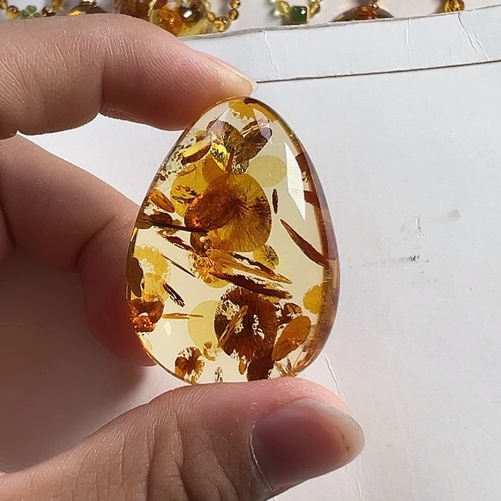 琥珀（花珀）未镶嵌颈饰