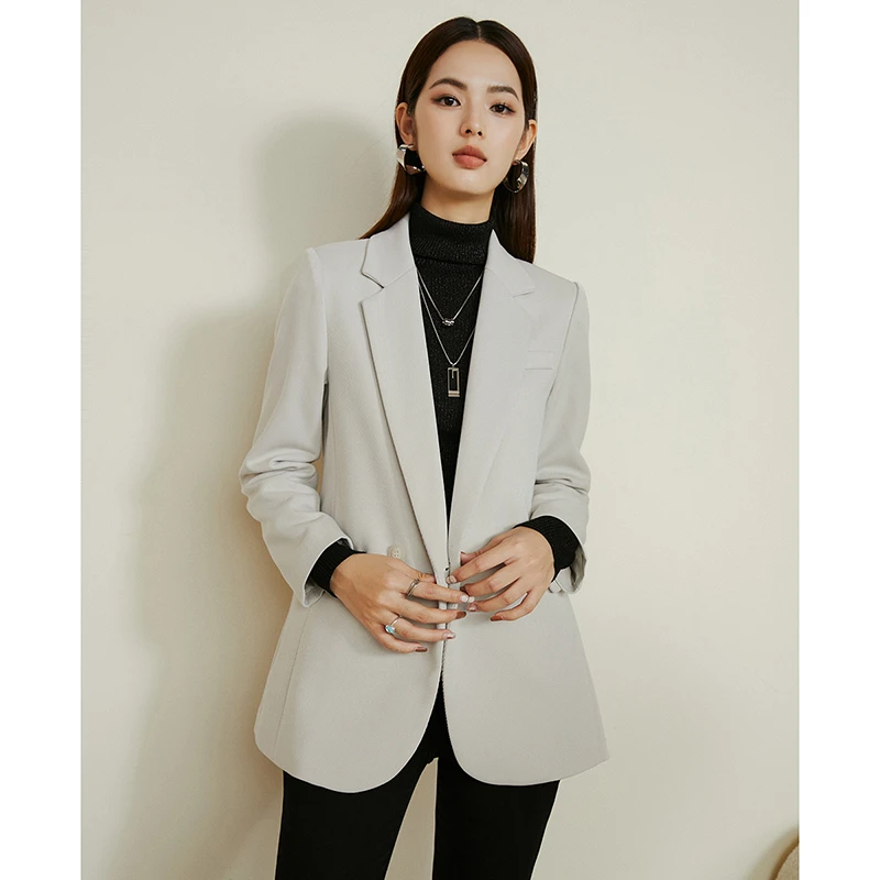 晚白欧若风气质翻驳领通勤显瘦减龄休闲百搭OL西装外套女24101407