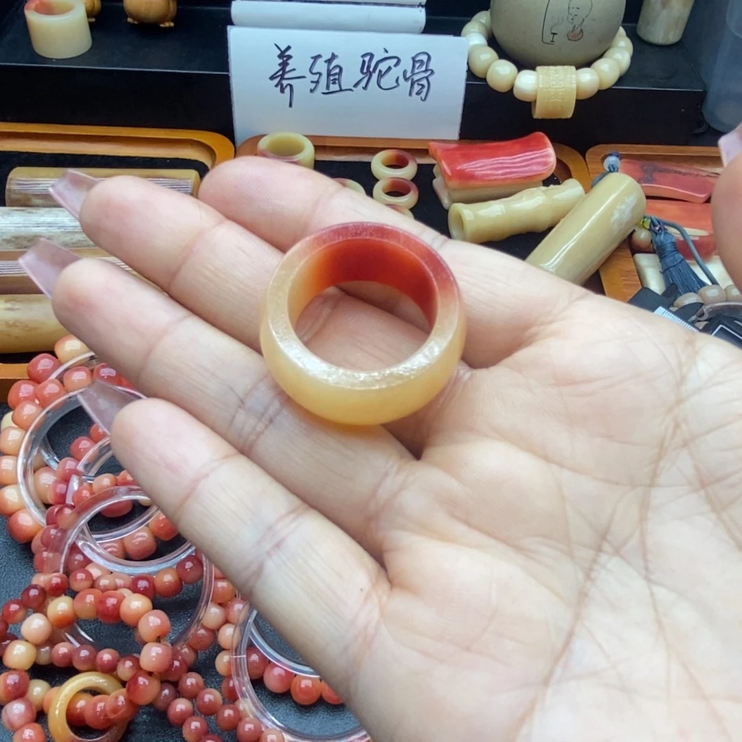 大叶紫檀（黑酸枝木类）
