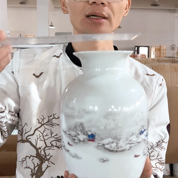 瓷片景德镇踏雪访友冬瓜花瓶