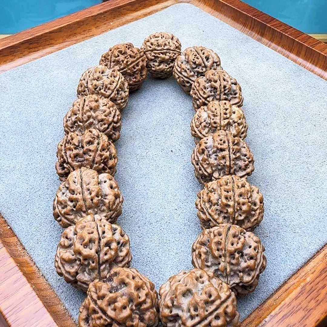 金刚菩提手串安娜粗筋梅花