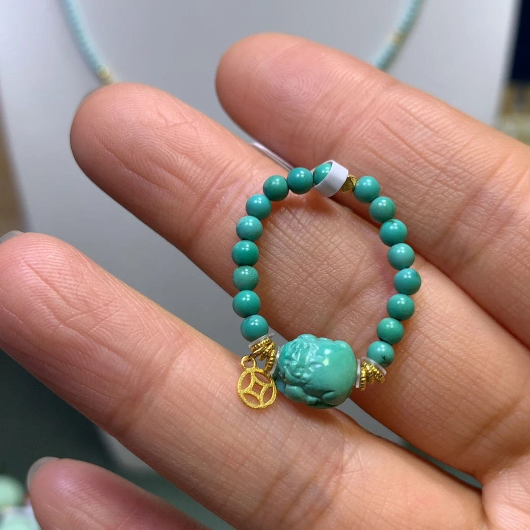 绿松石戒指18K金镶嵌