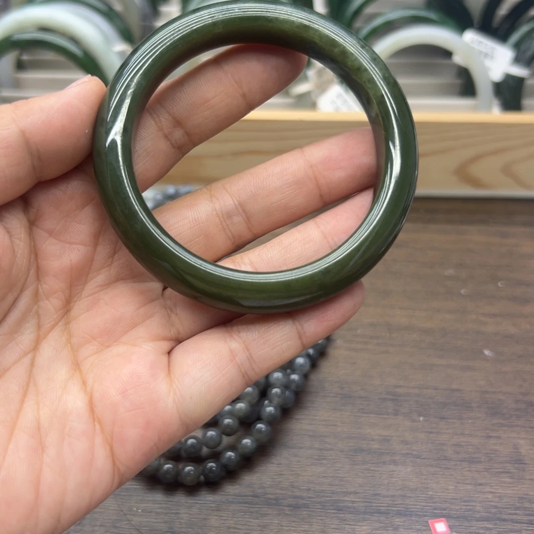 和田玉未镶嵌手镯59.1圈围270