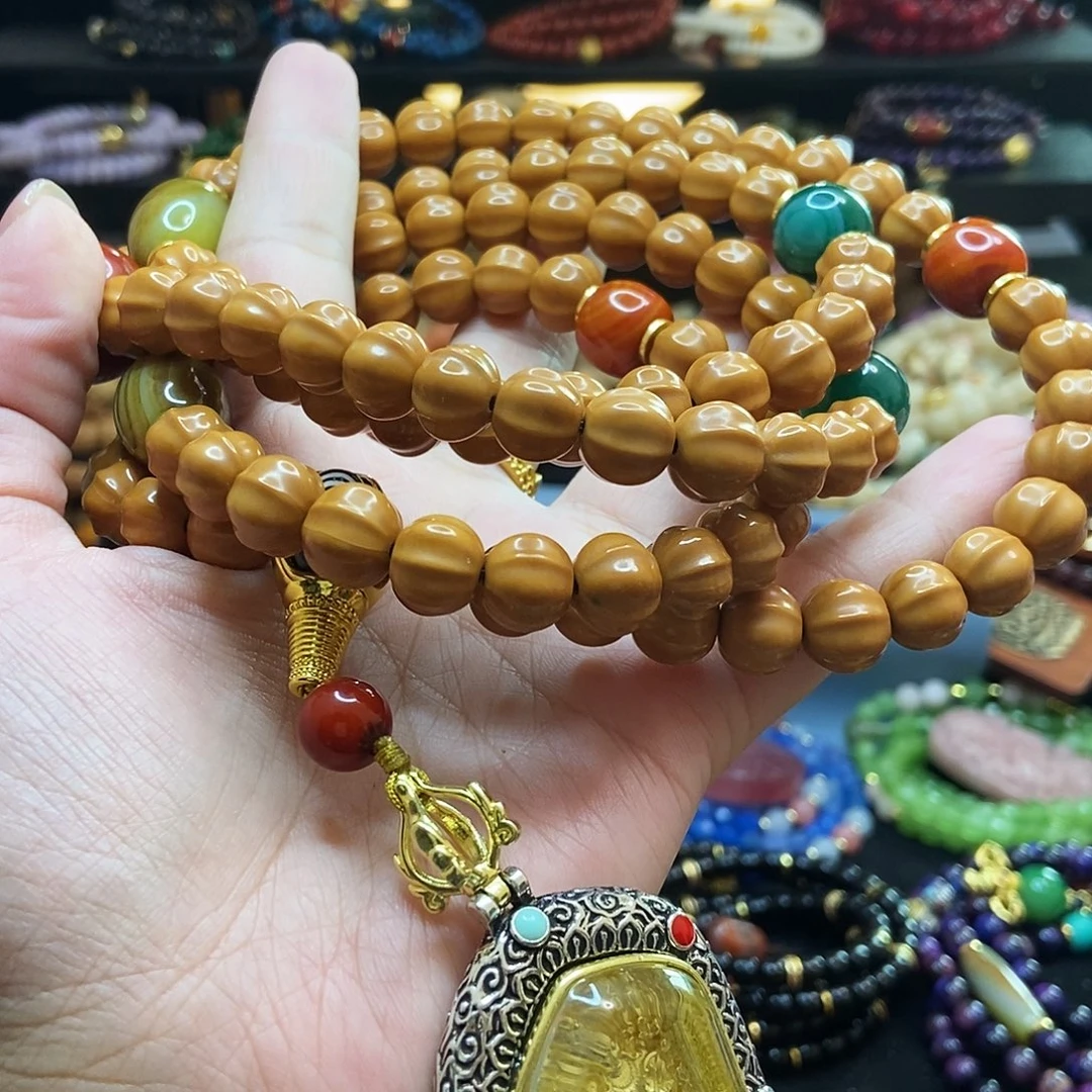 夜***纷佛心果吊坠菩提果