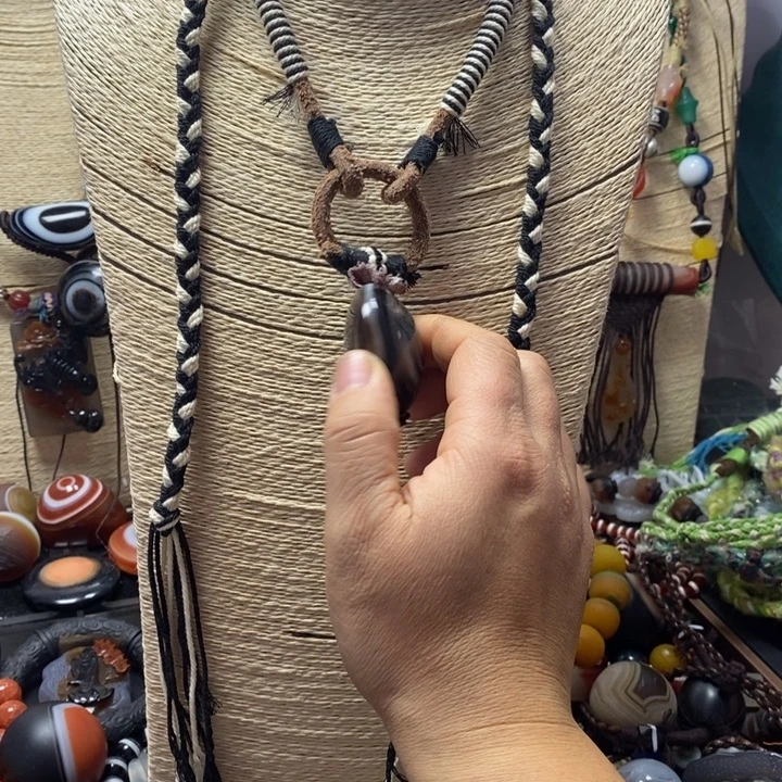 玛瑙/玉髓未镶嵌颈饰