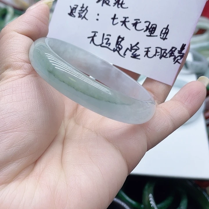翡翠未镶嵌手镯手镯