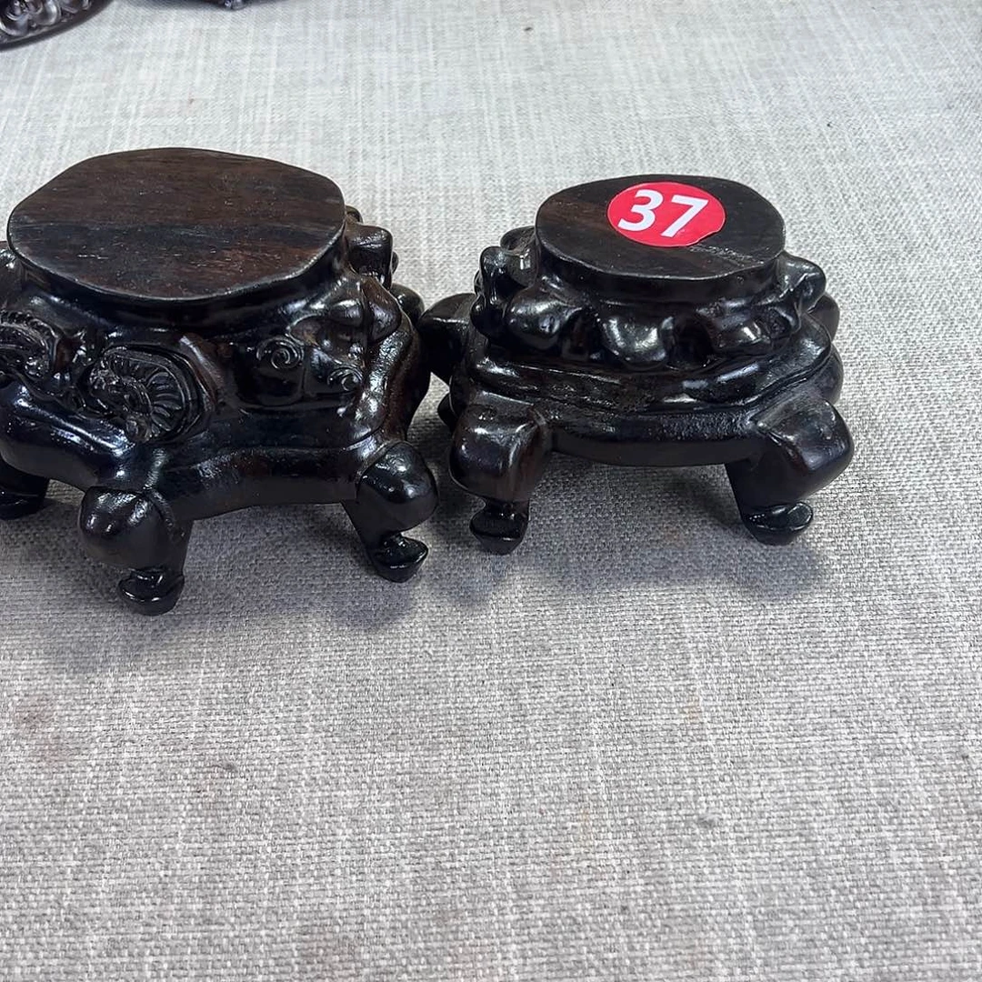 卡***制红木底座精雕工艺品