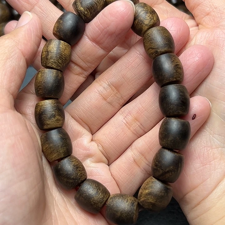 沉香手串尘*白棋留疤