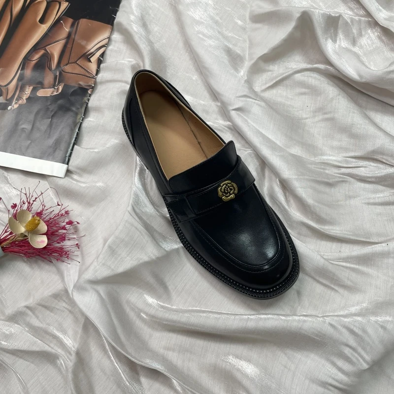 【春上新】深口乐福鞋单鞋平底圆头百搭英伦风时尚秋季马衔扣