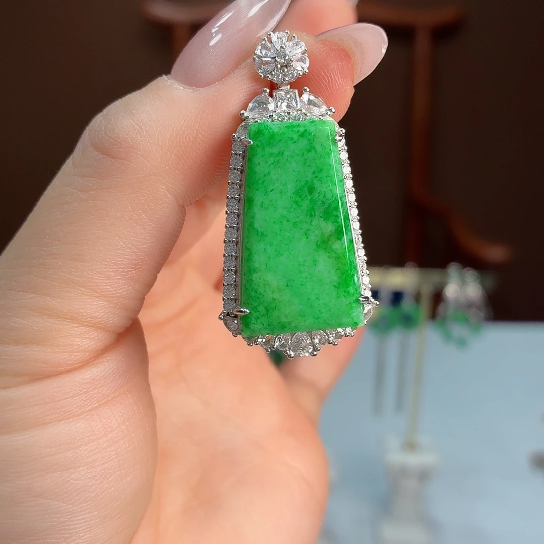 翡翠银S925镶嵌颈饰