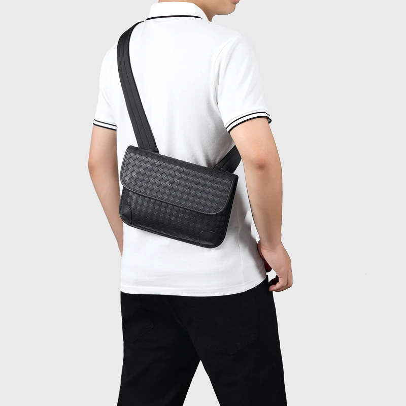 学院风轻职风方形编织软面包挎包男士包腰经典条纹黑色