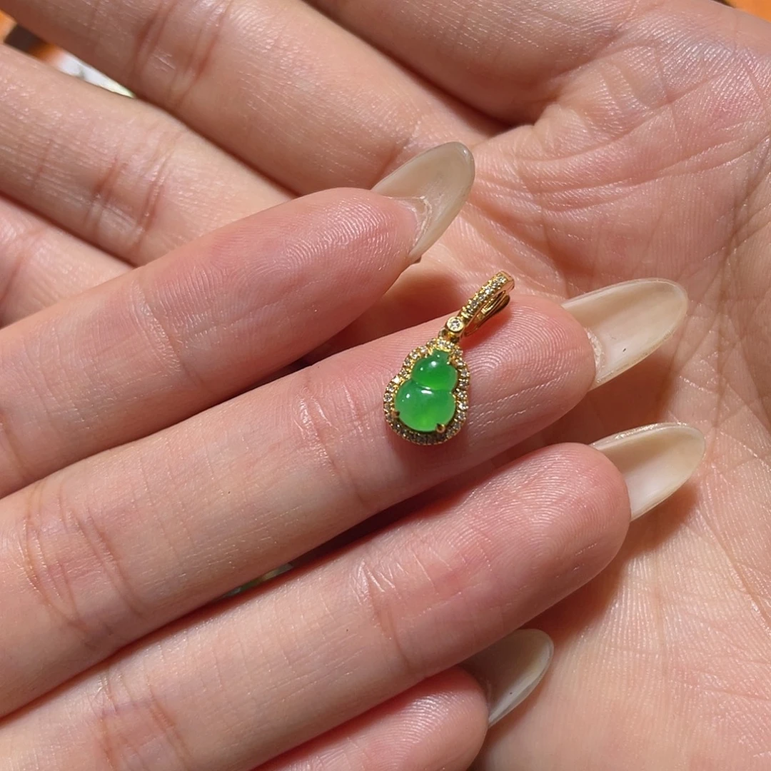 翡翠18K金镶嵌吊坠(不含链)